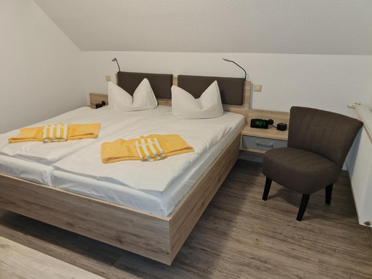 Landgasthof Sonneneck Listerfehrda Buitenkant foto